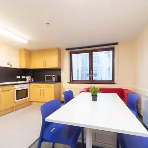 Joivy Economy 4 And 5 Bed Flats, Close To Old Town And Royal Mile - Adults Only Appartement